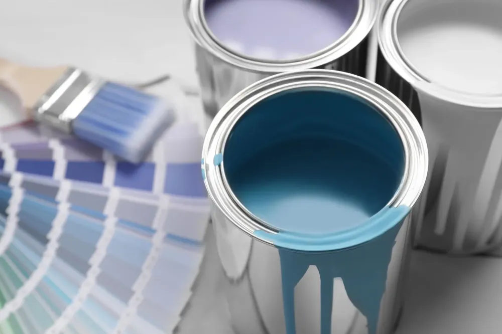 pot de peinture